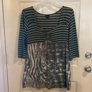 Daytrip, XL, 3/4 sleeve top from Buckle, 78% polyester, 19% rayon, 3% spandex